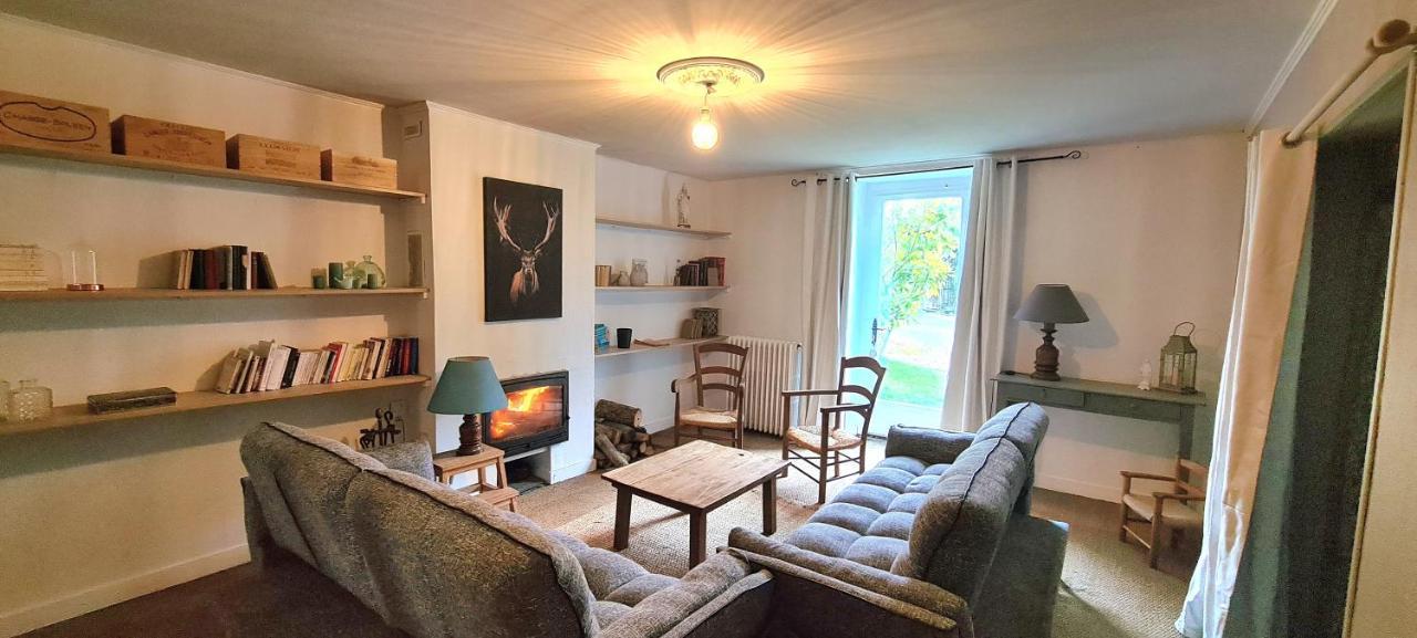 Le Terrier Maison De Campagne 250 M2 Grande Capacite 20 Couchages, 4500M2 De Terrain Villa Saint-Pierre-du-Chemin Екстериор снимка